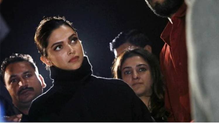 दीपिका पादुकोण 