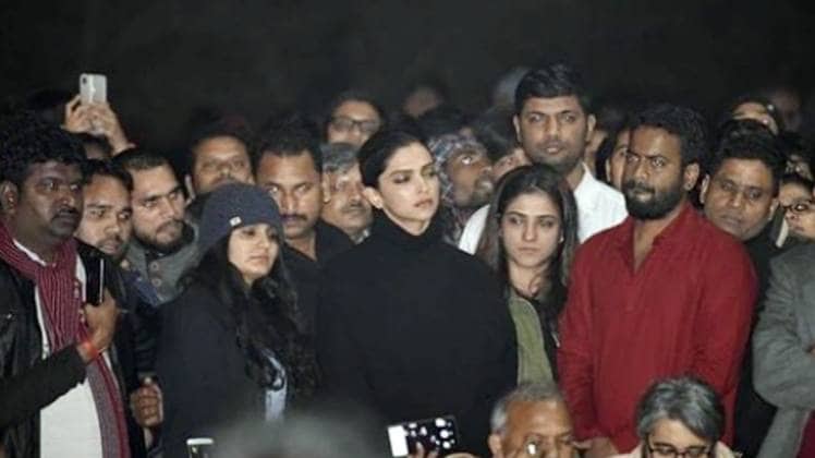 दीपिका पादुकोण 