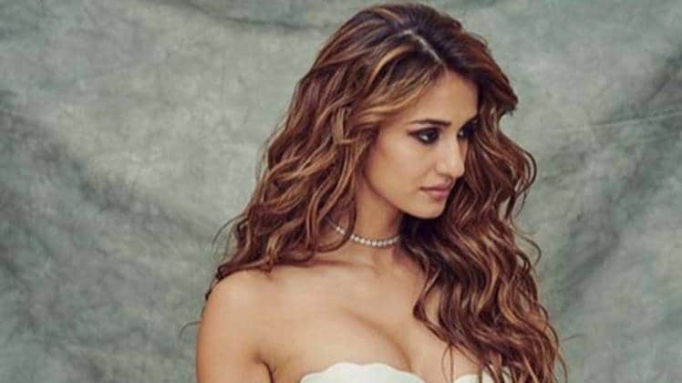 दिशा पाटनी सोर्स इंस्टाग्राम 