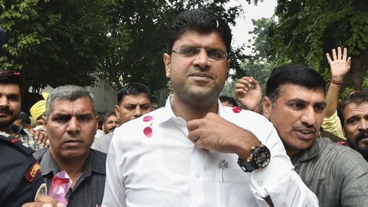 जननायक जनता पार्टी प्रमुख दुष्यंत चौटाला (फाइल फोटो-PTI)