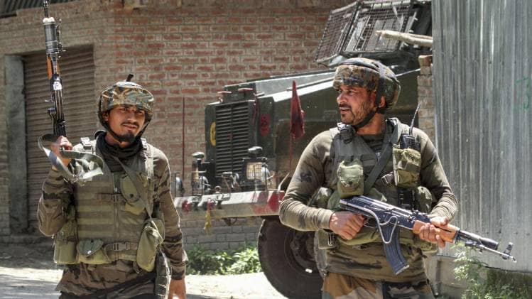 अवंतीपोरा में चार दिन से चल रहा था एनकाउंटर (फाइल फोटो-PTI)