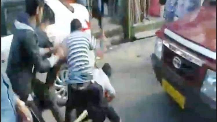 वायरल वीडियो से ली गई तस्वीर