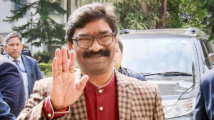 हेमंत सोरेन ने 29 दिसंबर को ली थी मुख्यमंत्री पद की शपथ (फाइल फोटो: PTI)