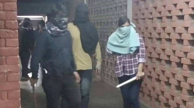 जेएनयू में हिंसा