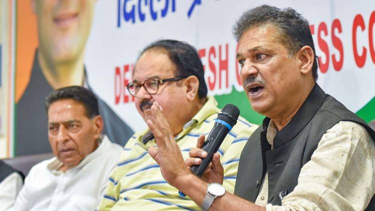 Delhi Elections 2020: अपने बागी तेवरों की वजह से बीजेपी से निकाले गए थे कीर्ति आजाद (फाइल फोटो: PTI)