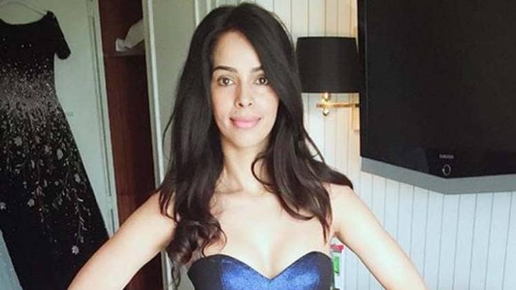 मल्लिका शेरावत सोर्स इंस्टाग्राम 