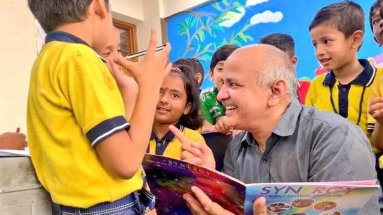 दिल्ली के उपमुख्यमंत्री मनीष सिसोदिया (फाइल)