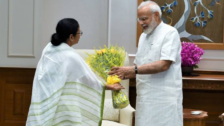 पीएम मोदी और सीएम ममता (तस्वीर- PIB)