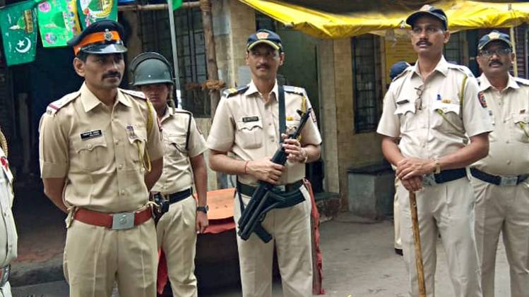 मुंबई पुलिस की फाइल फोटो (PTI)