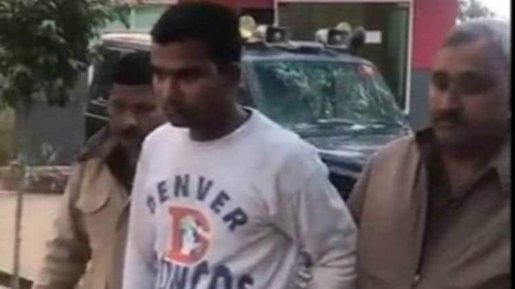 पुलिस ने शातिर ठग को किया गिरफ्तार