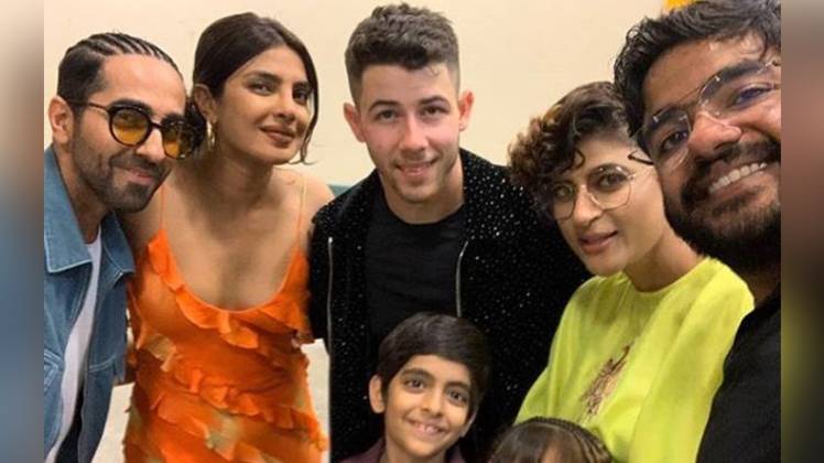 आयुष्मान खुराना-प्रियंका चोपड़ा