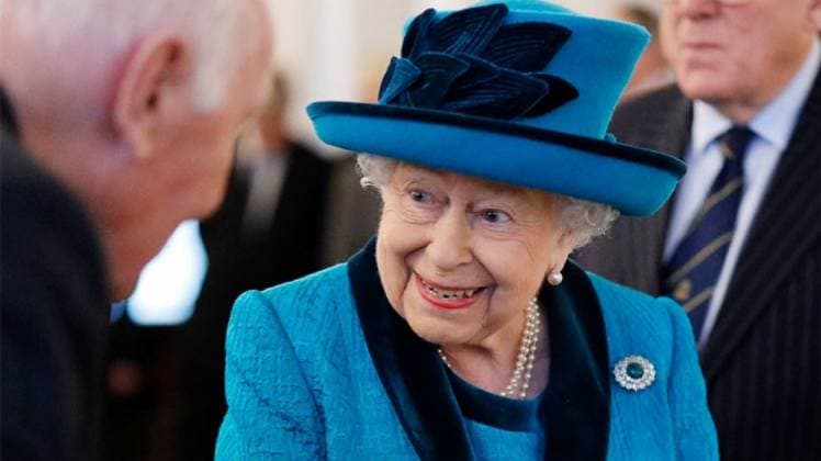 ब्रिटेन की महारानी एलिजाबेथ द्वितीय (फाइल फोटोः PTI)
