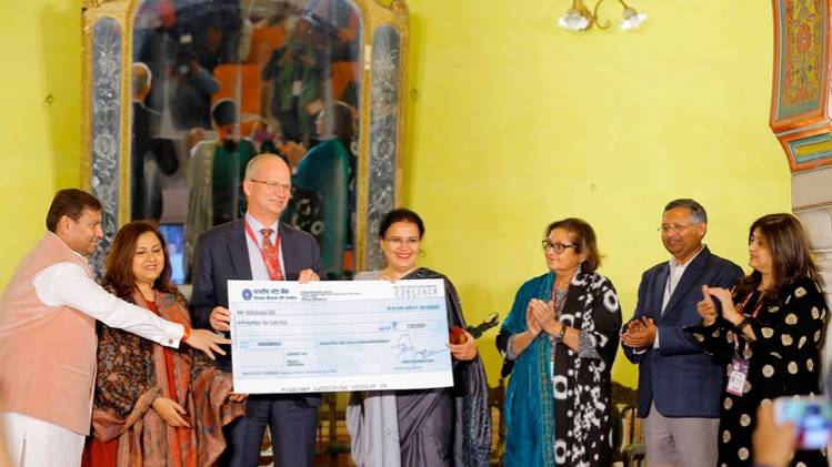  जयपुर के डिग्गी पैलेस में रक्षंदा जलील का सम्मान समारोह