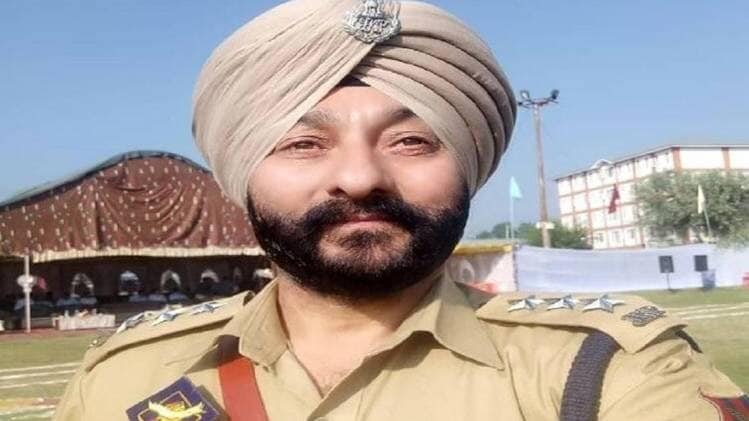 निलंबित डिप्टी एसपी देवेंद्र सिंह