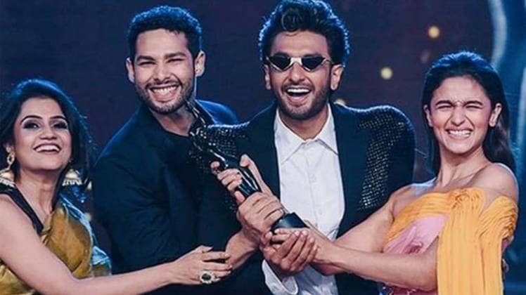 अमृता सुभाष, सिद्धांत चतुर्वेदी, रणवीर सिंह और आलिया भट्ट सोर्स इंस्टाग्राम 