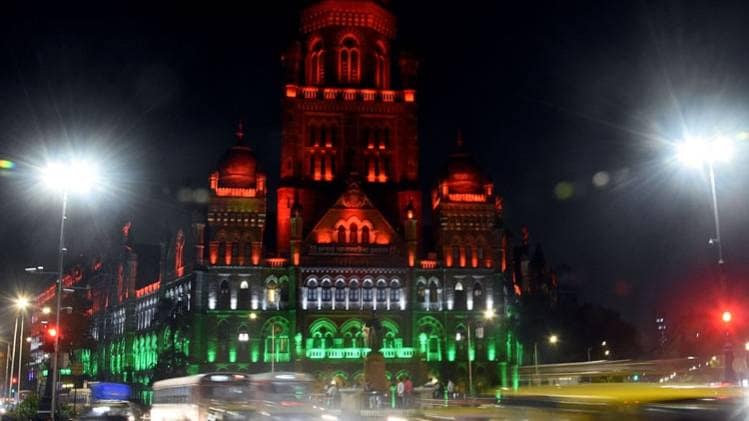 मुंबई में बीएमसी का आलीशान दफ्तर (फाइल फोटो-ANI)