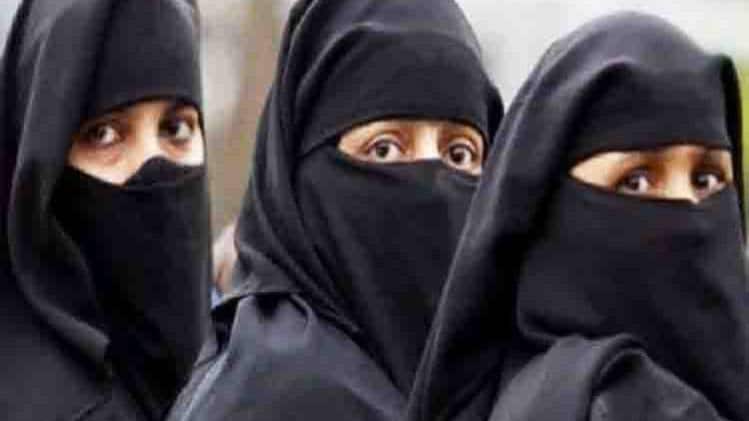 बुर्का बैन पर बीजेपी नेता का बयान (फाइल फोटो)