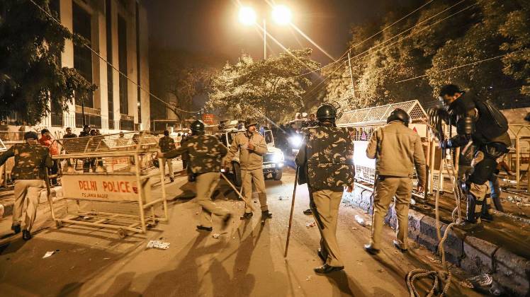 जामिया हिंसा में विभिन्न एंगल से पुलिस कर रही जांच (फोटो-PTI)