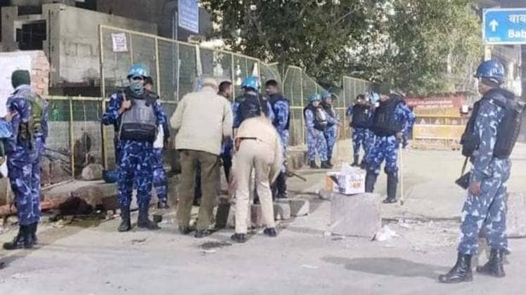 नॉर्थ-ईस्ट दिल्ली में सुरक्षा बलों ने किया फ्लैग मार्च