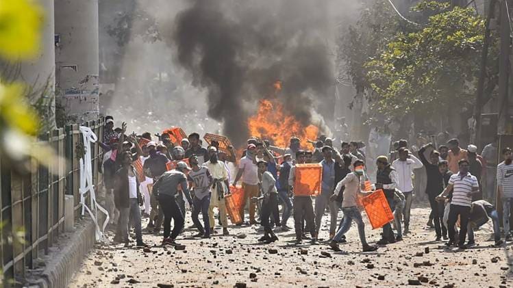 दिल्ली के मौजपुर में हालात तनावपूर्ण (फाइल फोटो- PTI)