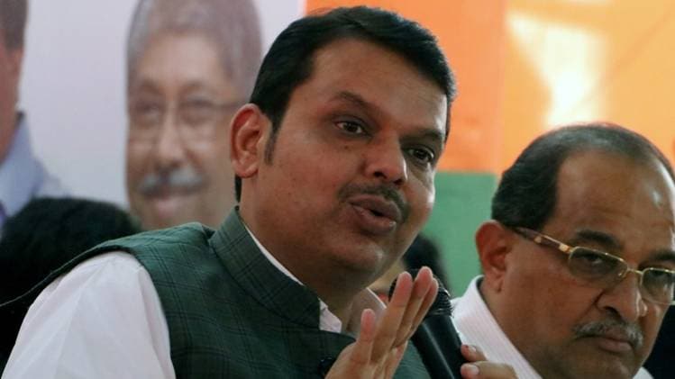 देवेंद्र फडणवीस ने उद्धव ठाकरे को कहा धन्यवाद (फाइल फोटो-ANI)