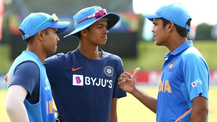 IND vs Pak U19 WC फाइनल में पहुंचने के लिए भारत के सामने 173 रनों का