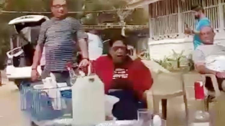 पार्षद का शराब के नशे में धुत होकर डांस करने का वीडियो वायरल