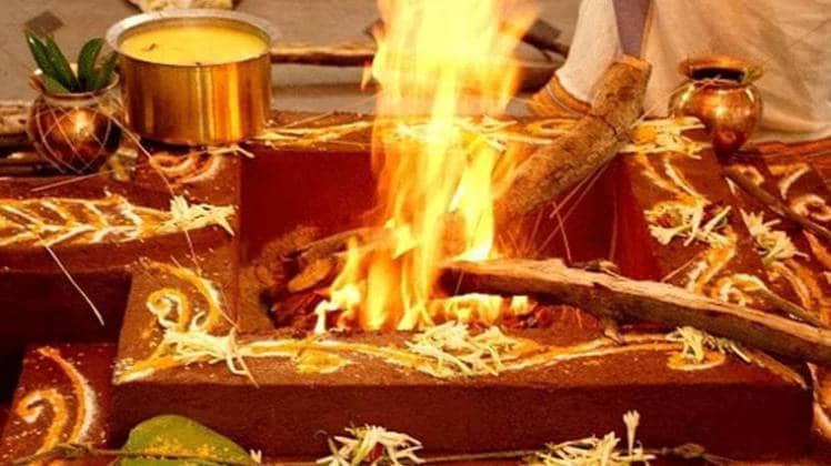 Holashtak 2020: होली से 8 दिन पहले लगता है होलाष्टक