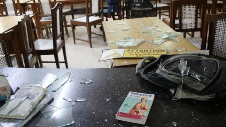 जामिया की लाइब्रेरी में हुई तोड़फोड़ (फाइल फोटो-IANS)