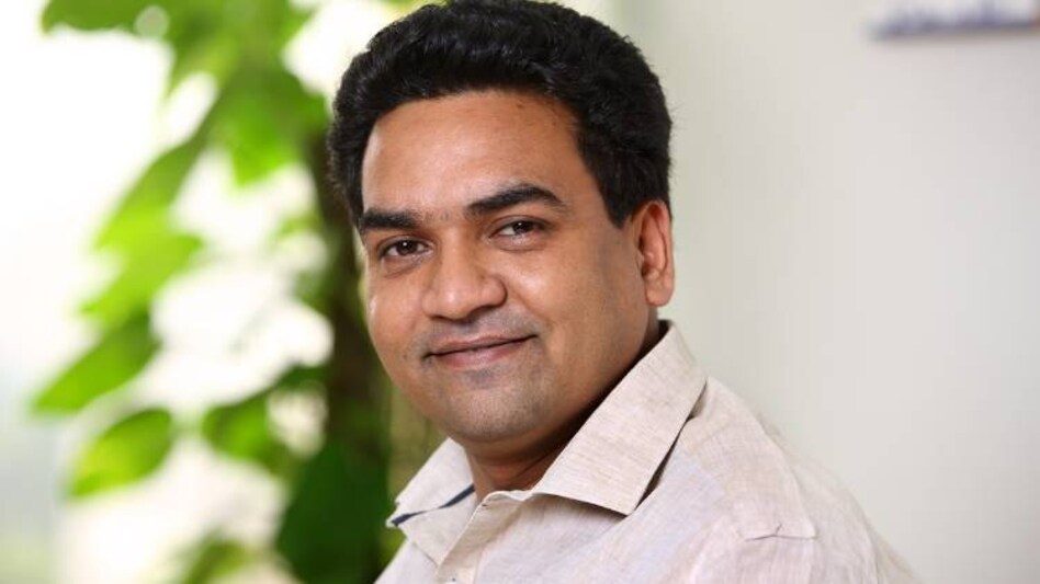 बागेश्वर बाबा ने BJP के इस नेता को बताया हिंदूवादी बब्बर शेर और अपना पक्का चेला, जरा आप भी गौर फरमाइए…-Bageshwar Baba called this BJP leader a Hinduist Babbar Sher and his staunch disciple, please pay attention too…