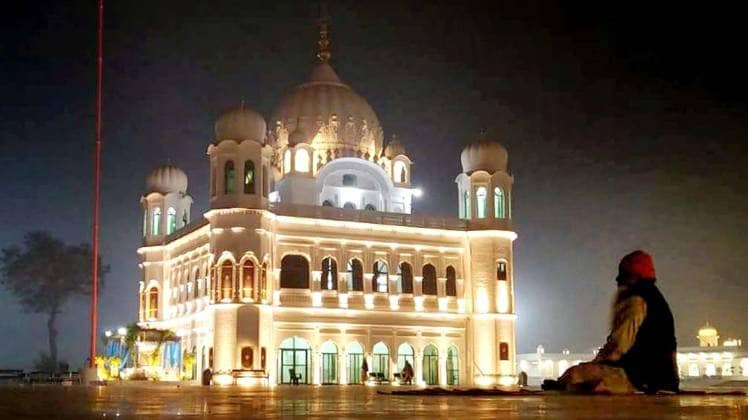 आईबी ने करतारपुर जाने वाले कुछ श्रद्धालुओं से पूछताछ की है (फाइल फोटो: PTI)