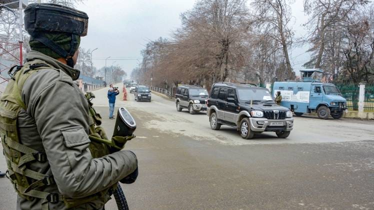 जम्मू-कश्मीर घाटी में जारी है पाबंदी (फाइल फोटो-PTI)