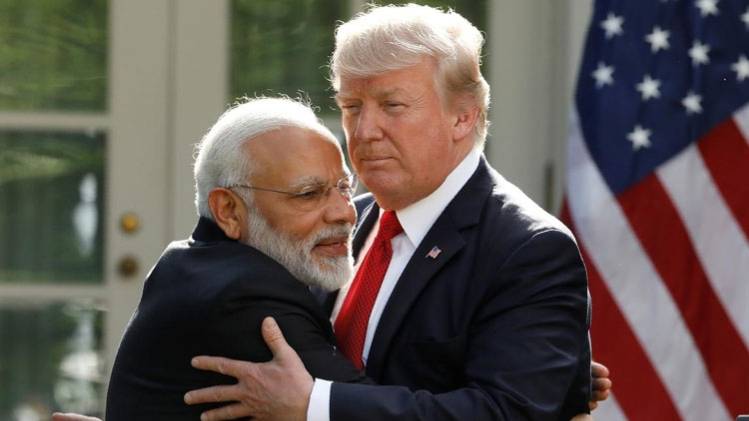 अमेरिकी राष्ट्रपति डोनाल्ड ट्रंप के साथ पीएम नरेंद्र मोदी (फाइल फोटो-Reuters)
