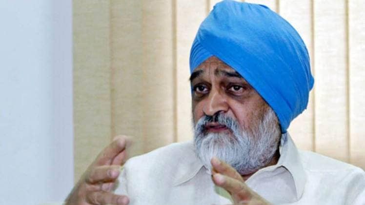 योजना आयोग के पूर्व उपाध्यक्ष मोंटेक सिंह अहलूवालिया (फाइल फोटो)