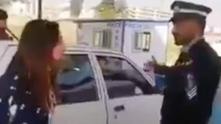 ट्विटर पर वायरल हुआ वीडियो