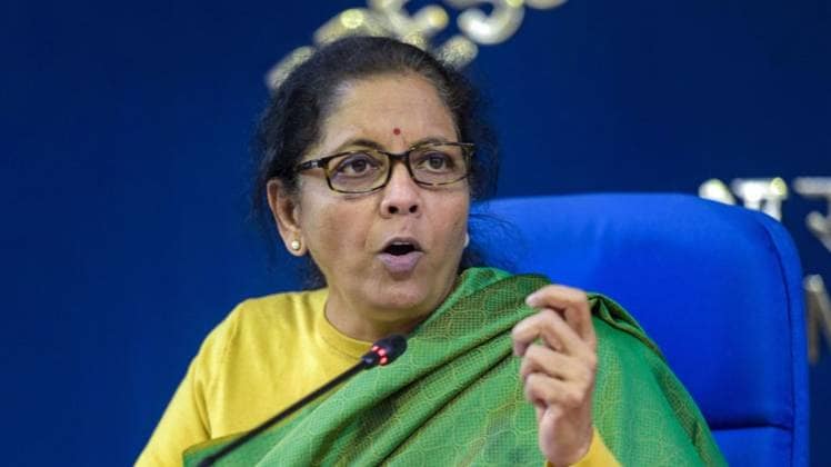 PSU Bank वित्त मंत्री निर्मला सीतारमण ने सरकारी बैंकों पर उठाए सवाल (फाइल फोटो: PTI)