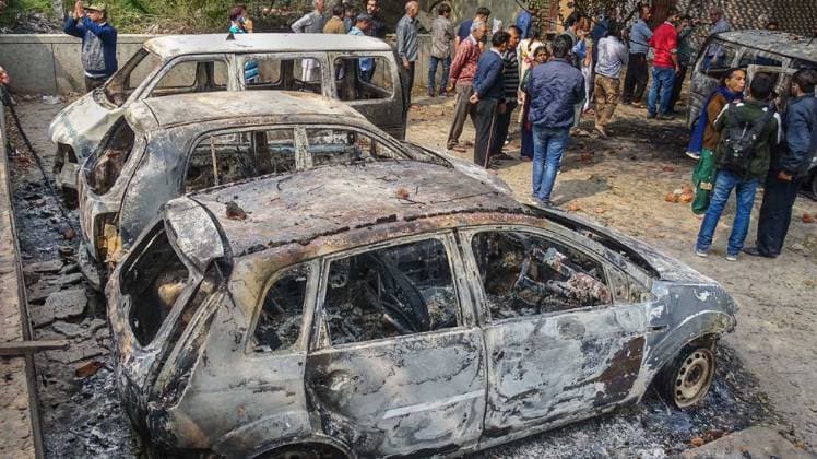 Delhi Violence: उत्तर-पूर्वी दिल्ली में भड़की हिंसा पर सख्त दिल्ली हाई कोर्ट (तस्वीर-PTI)