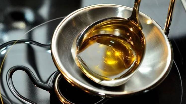 कुछ खास ऑयल को बनाने में टेम्परेचर तकनीक का इस्तेमाल किया जाता है