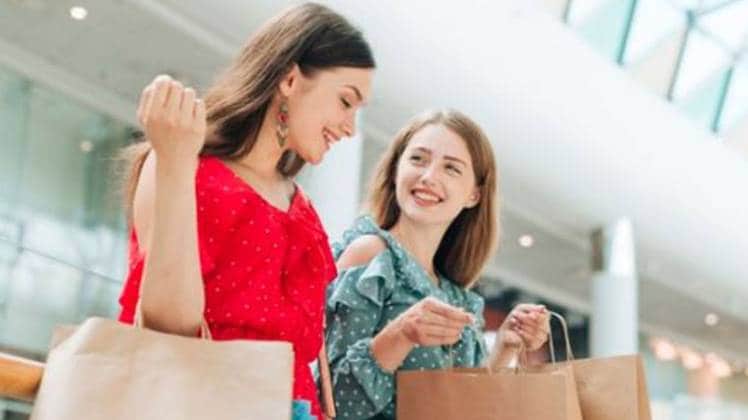 फ्री सेनेटरी नैपकिन देने वाला पहला देश बना स्कॉटलैंड 