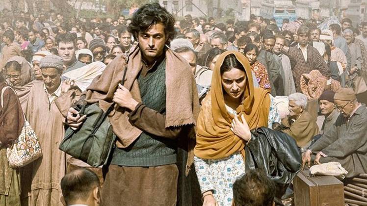 Shikara: आदिल खान और सादिया