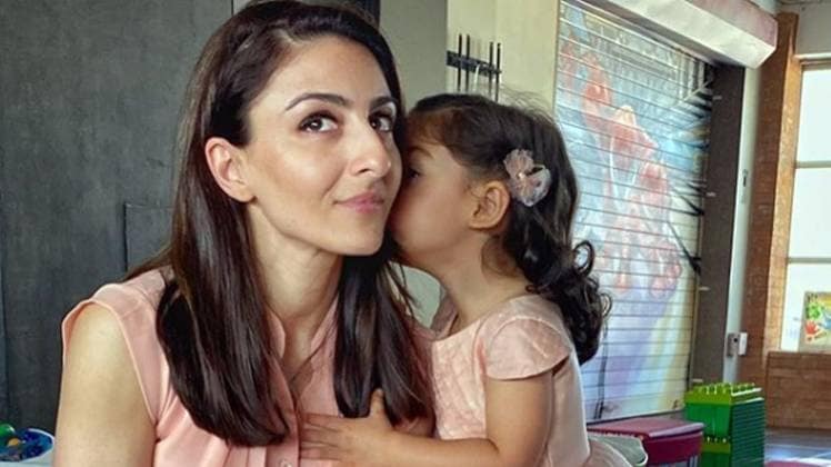बेटी इनाया संग सोहा अली खान