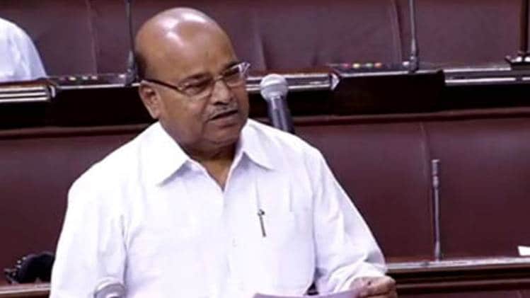 केंद्रीय मंत्री थावरचंद गहलोत ने संसद में दिया बयान (फाइल फोटो)