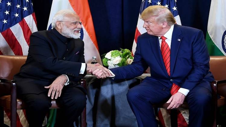 पीएम मोदी और राष्ट्रपति ट्रंप की दोस्ती ने भारत-अमेरिकी संबंधों को प्रगाढ़ बनाया (फाइल फोटो-ANI)