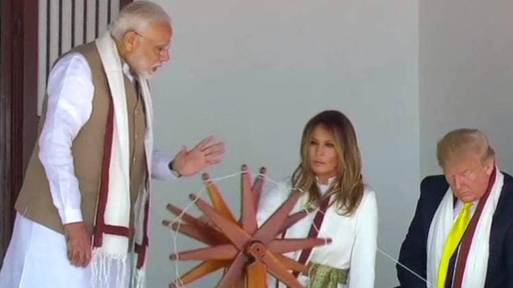 साबरमती आश्रम में राष्ट्रपति डोनाल्ड ट्रंप (फोटो- एएनआई)