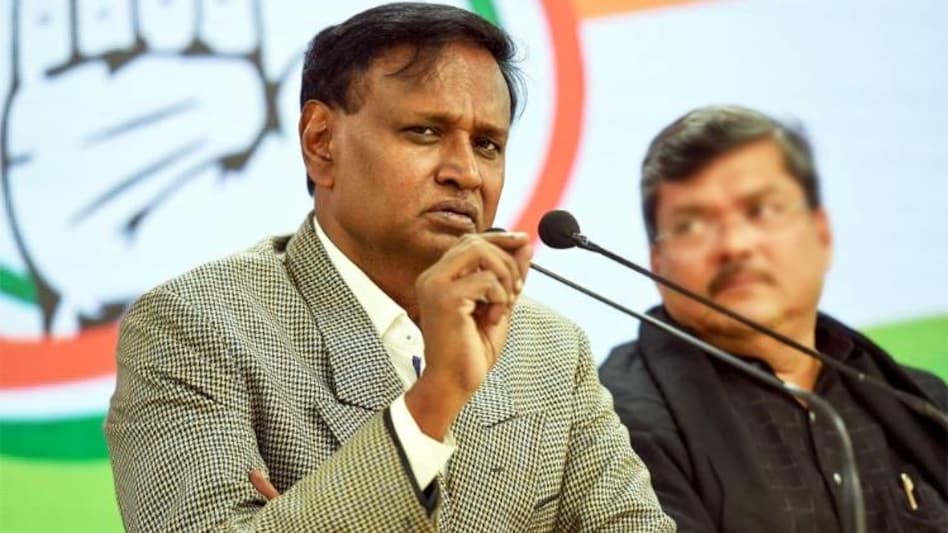 उदित राज ने कहा- 2024 से पहले फिर हो सकता है पुलवामा अटैक - congress leader udit raj controversial statement on army nationalism - AajTak
