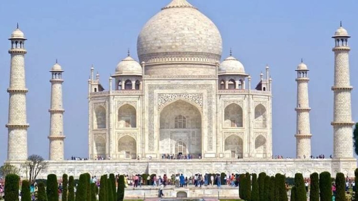 कोरोना वायरस का खौफ, ताजमहल में होने वाला शाहजहां का उर्स रद्द - shah jahan urs cancelled at tajmahal due to corona virus breakout tlif - AajTak