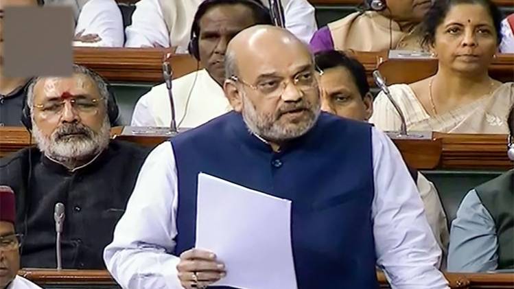 शाह ने सदन में स्पष्ट कहा कि जिसने आगजनी की, उसकी संपत्ति जब्त की जाएगी (फोटोः PTI)