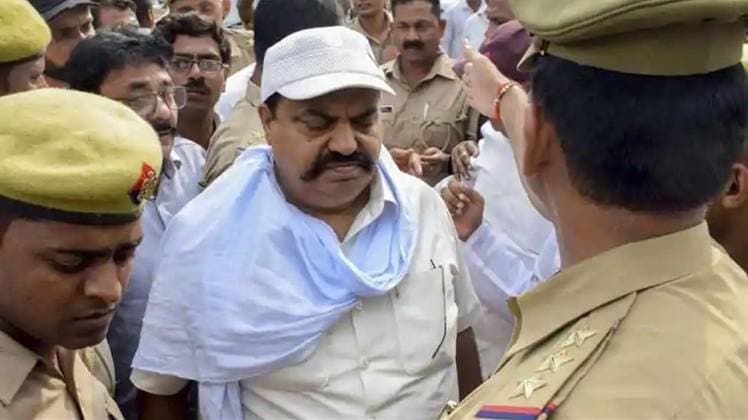 पूर्व सांसद और बाहुबली अतीक अहमद