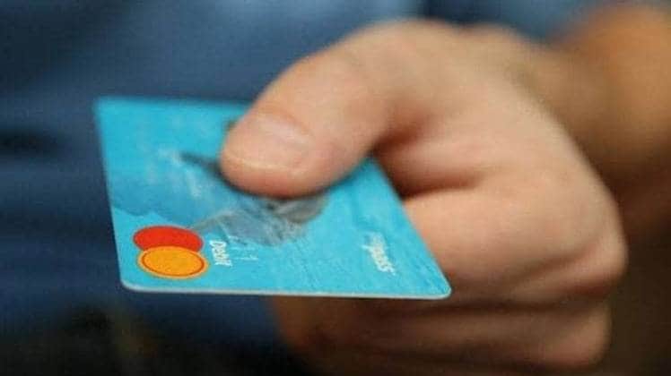 वित्त मंत्री निर्मला सीतारमण ने दिए संकेत