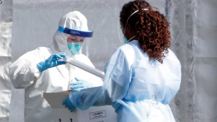 कोरोना के नए लक्षण (AP फोटो)